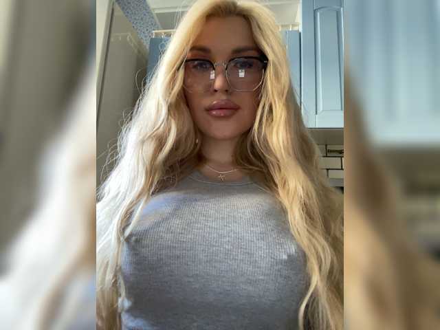 SonaZ live cam on BongaCams