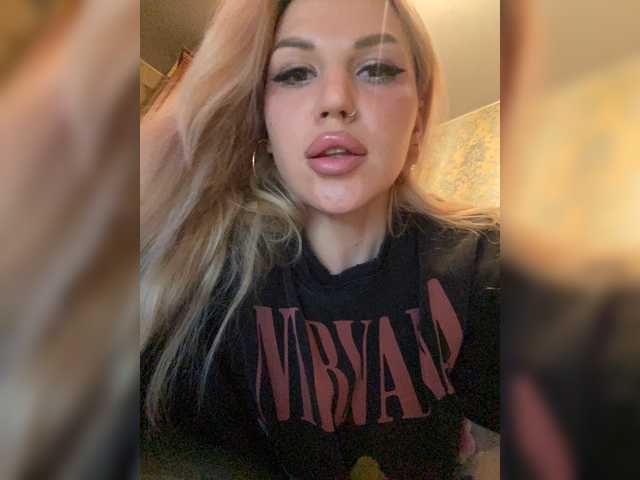SonaZ live cam on BongaCams