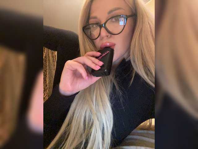 SonaZ live cam on BongaCams