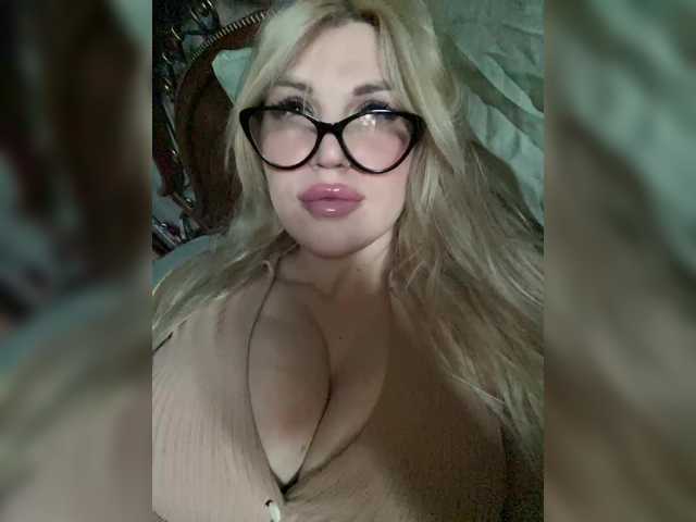 SonaZ live cam on BongaCams