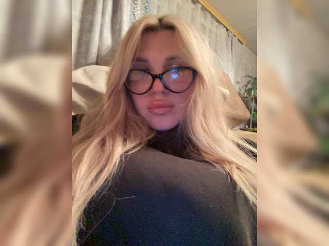 SonaZ live cam on BongaCams