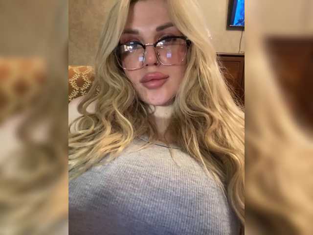 SonaZ live cam on BongaCams