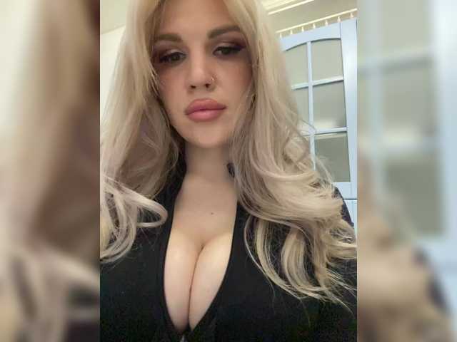 SonaZ live cam on BongaCams