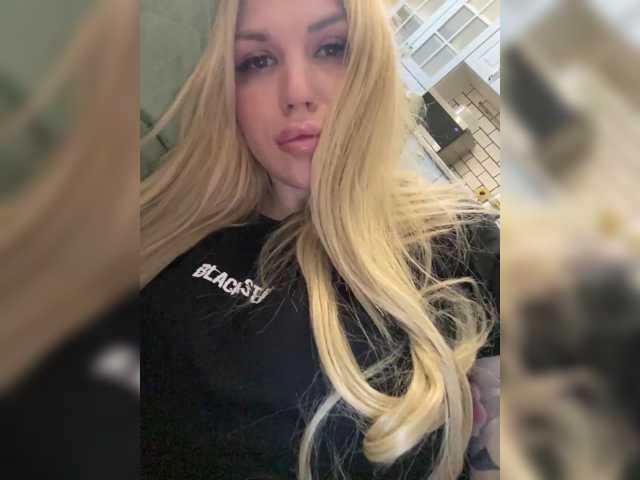 SonaZ live cam on BongaCams