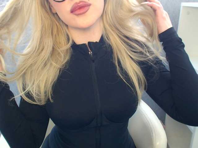 SonaZ live cam on BongaCams