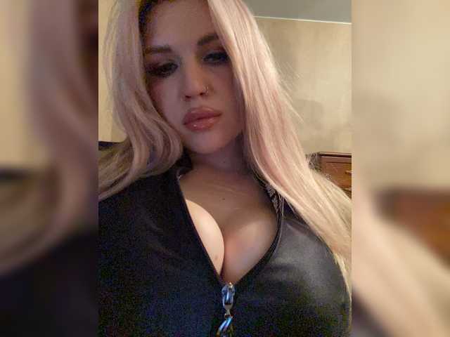 SonaZ live cam on BongaCams