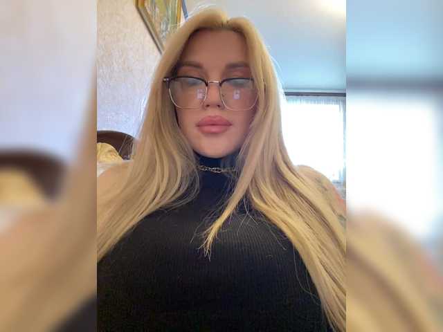 SonaZ live cam on BongaCams