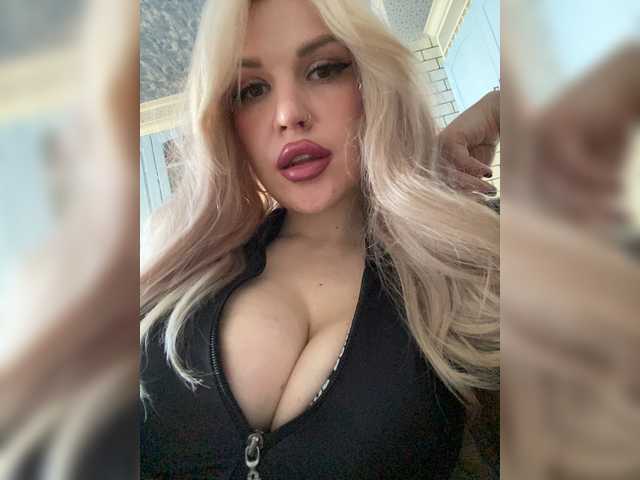 SonaZ live cam on BongaCams