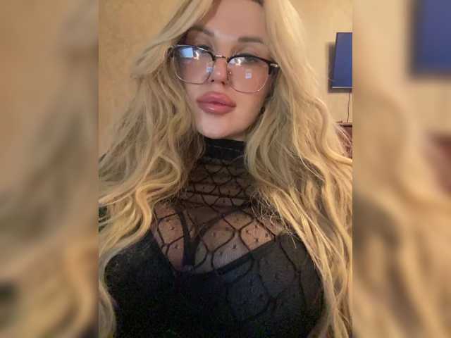 SonaZ live cam on BongaCams