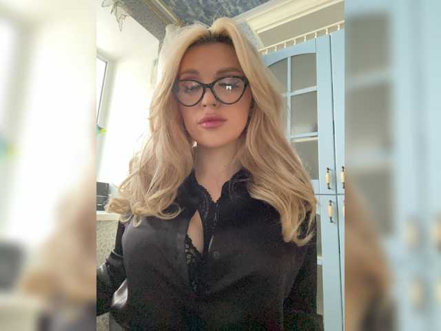 SonaZ live cam on BongaCams