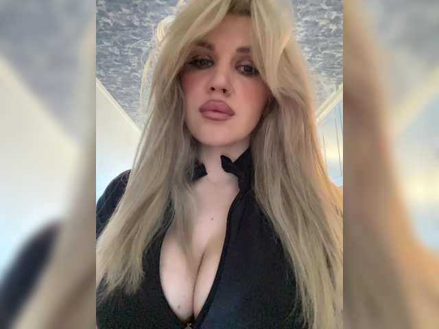 SonaZ live cam on BongaCams