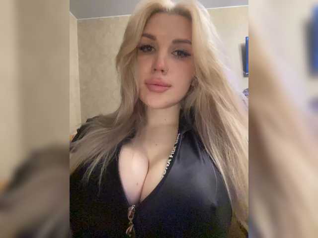 SonaZ live cam on BongaCams