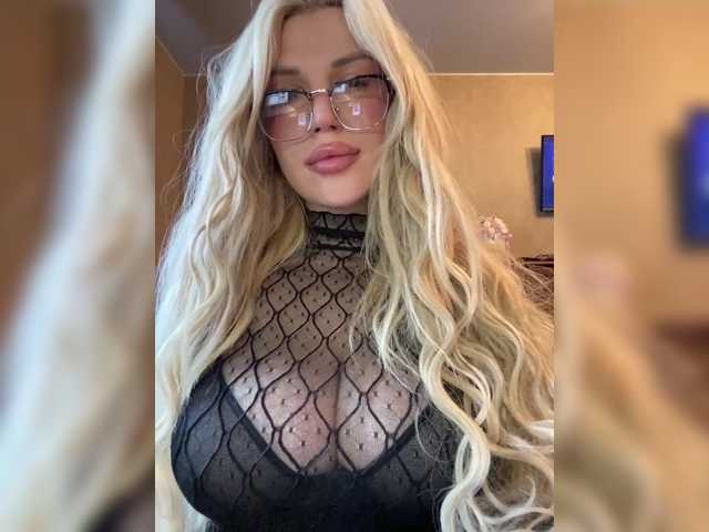 SonaZ live cam on BongaCams