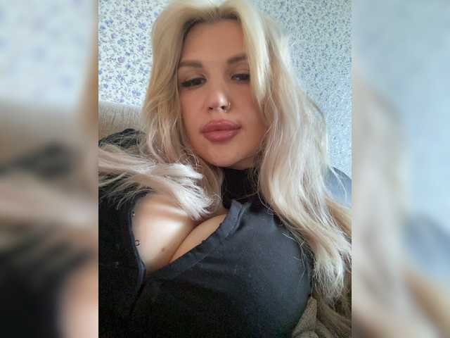 SonaZ live cam on BongaCams