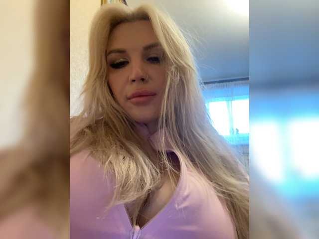 SonaZ live cam on BongaCams