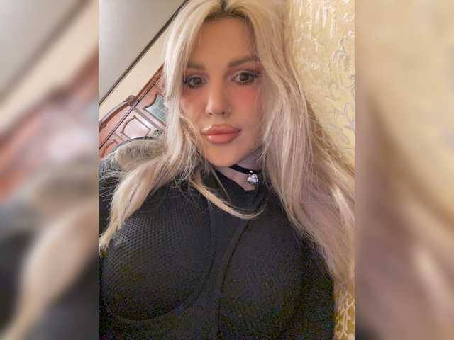 SonaZ live cam on BongaCams