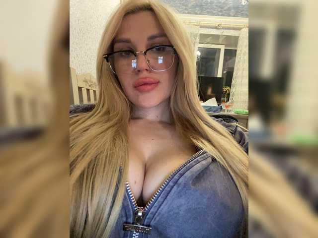SonaZ live cam on BongaCams