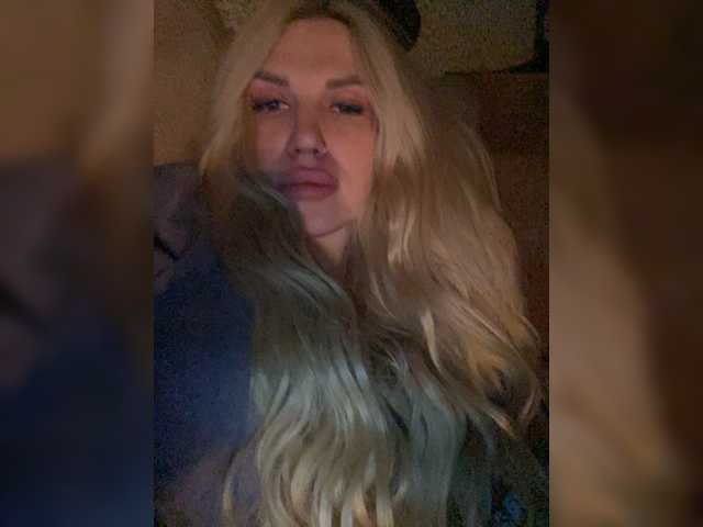 SonaZ live cam on BongaCams