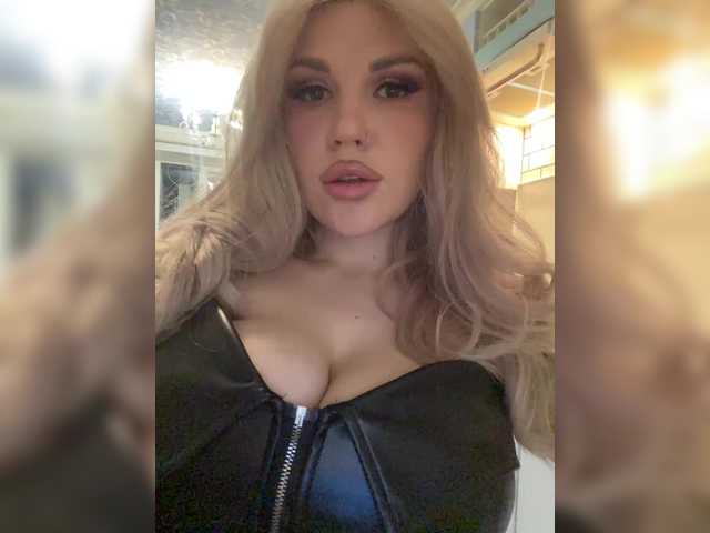 SonaZ live cam on BongaCams