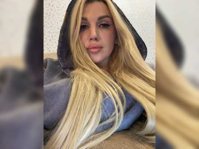 SonaZ live cam on BongaCams