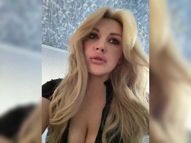 SonaZ live cam on BongaCams