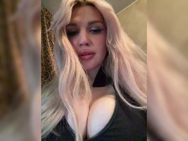 SonaZ live cam on BongaCams
