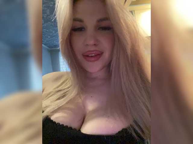 SonaZ live cam on BongaCams