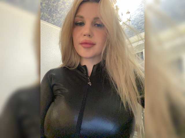 SonaZ live cam on BongaCams