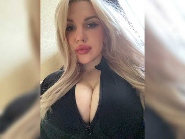 SonaZ live cam on BongaCams