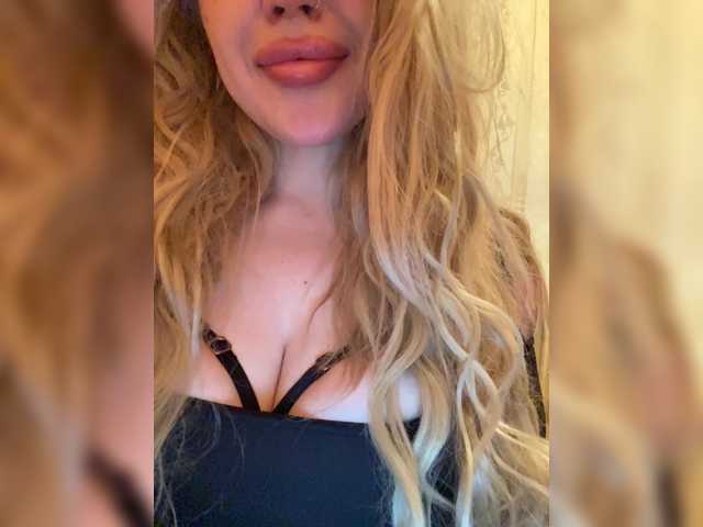 SonaZ live cam on BongaCams
