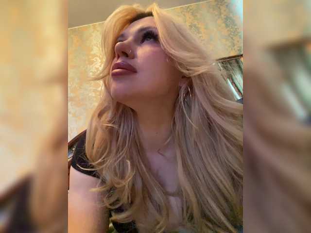 SonaZ live cam on BongaCams