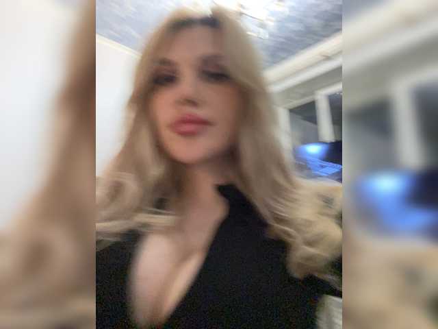 SonaZ live cam on BongaCams