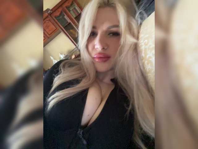 SonaZ live cam on BongaCams