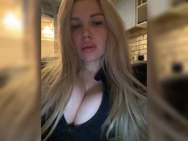 SonaZ live cam on BongaCams