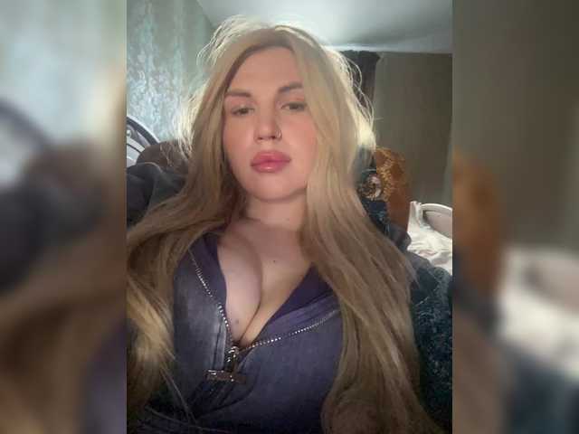 SonaZ live cam on BongaCams