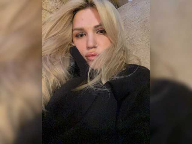 SonaZ live cam on BongaCams