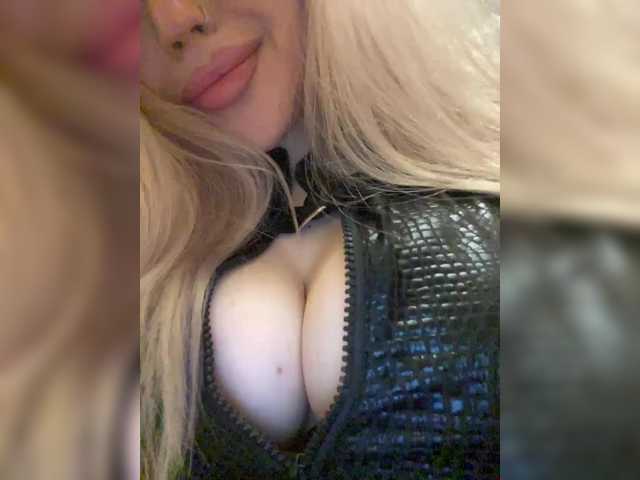 mmmmmm----- live webcam show