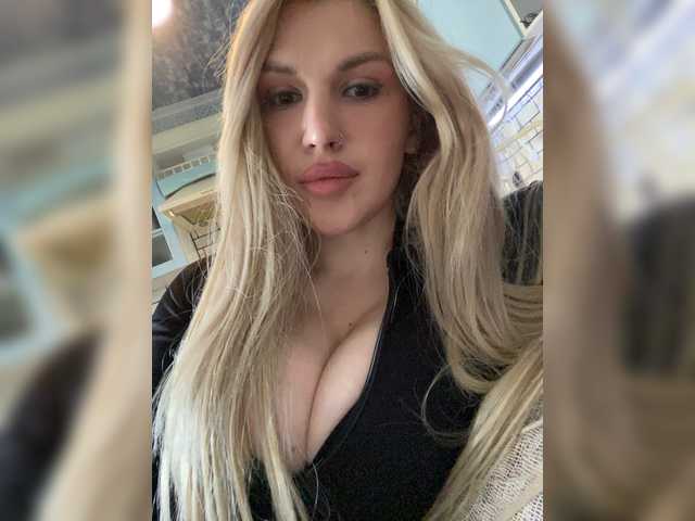 SonaZ live cam on BongaCams