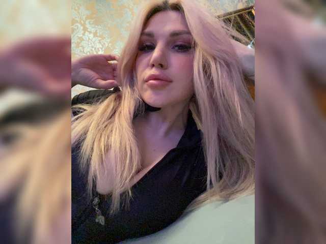 SonaZ live cam on BongaCams