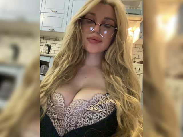 SonaZ live cam on BongaCams