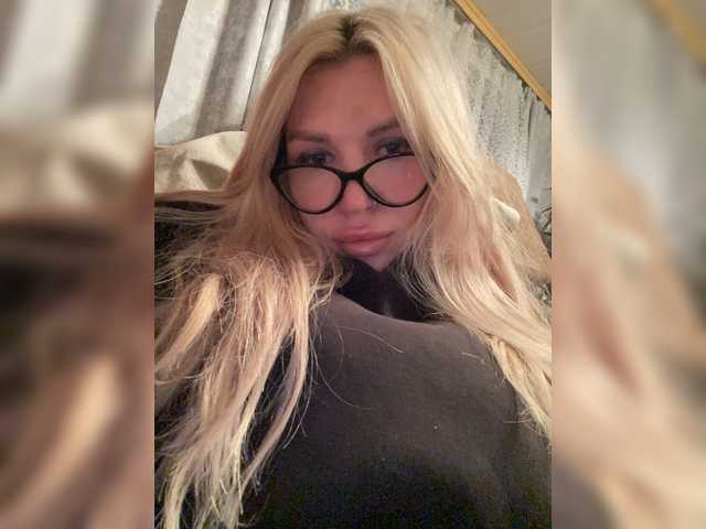 SonaZ live cam on BongaCams