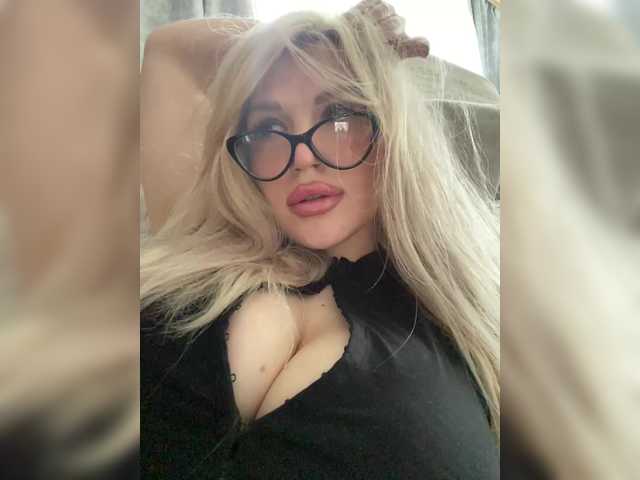 SonaZ live cam on BongaCams