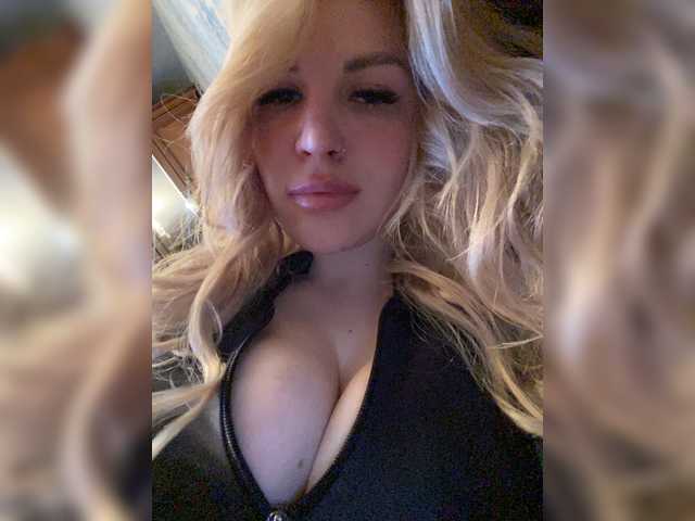 SonaZ live cam on BongaCams