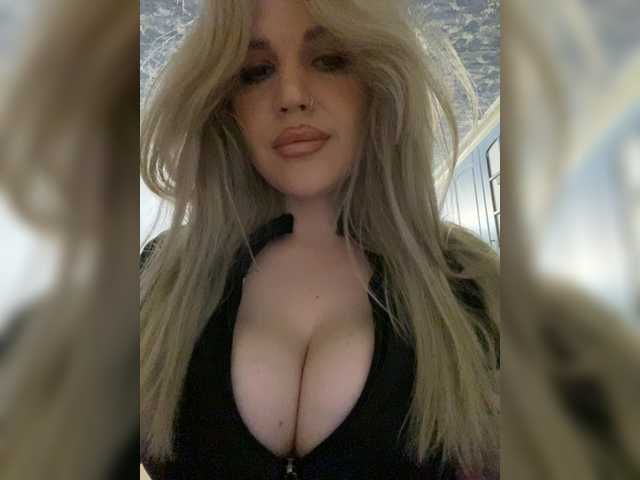 SonaZ live cam on BongaCams