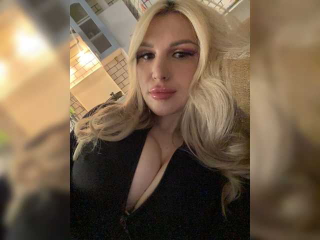 SonaZ live cam on BongaCams