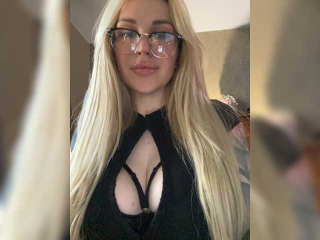 SonaZ live cam on BongaCams