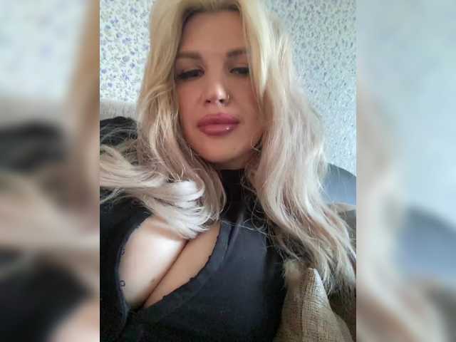 SonaZ live cam on BongaCams