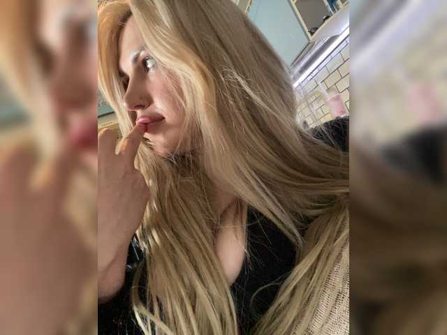 SonaZ live cam on BongaCams