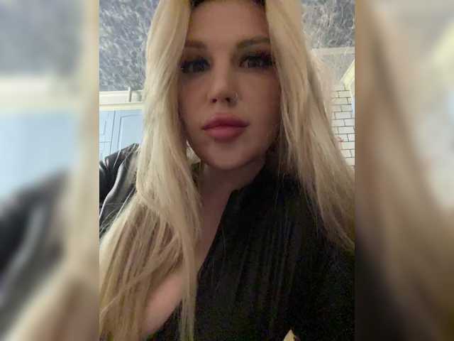 SonaZ live cam on BongaCams