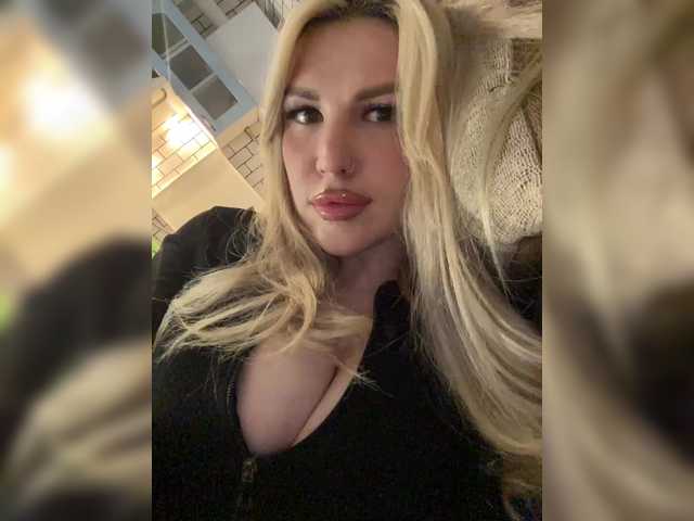 SonaZ live cam on BongaCams